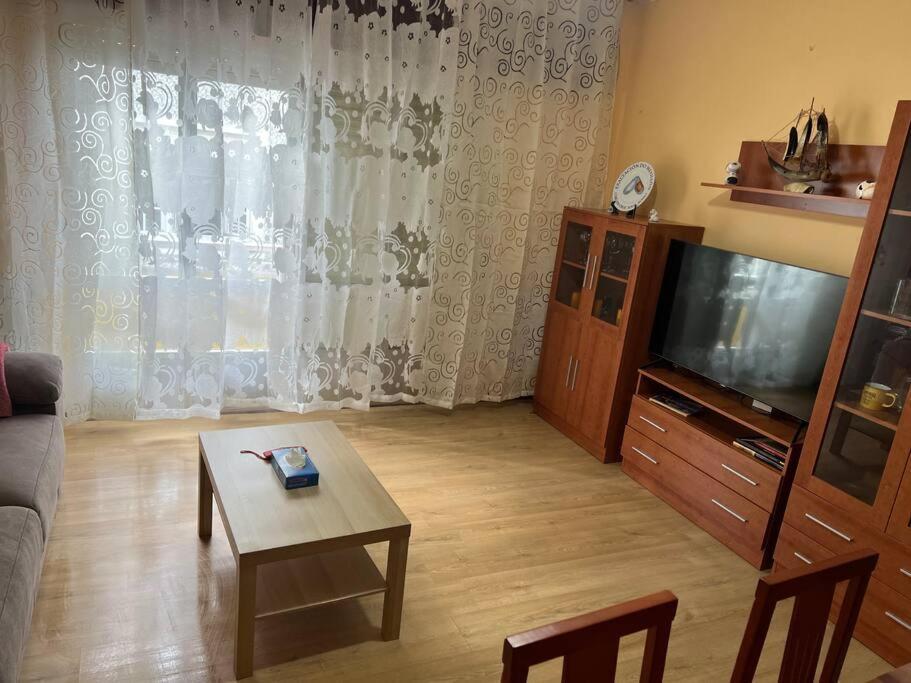 شقة Renovado Arenales بوبرا دو كارامينيال المظهر الخارجي الصورة