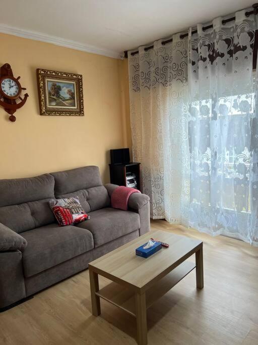شقة Renovado Arenales بوبرا دو كارامينيال المظهر الخارجي الصورة